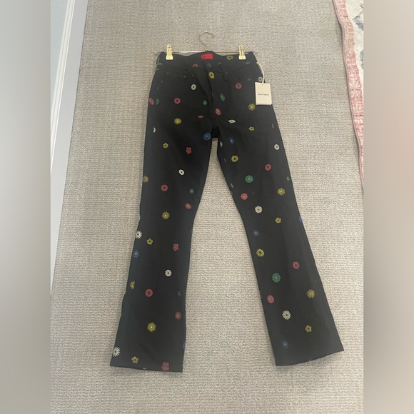 MOTHER Black Cropped Jeans with Colorful Floral Pattern - Picture 4 of 7